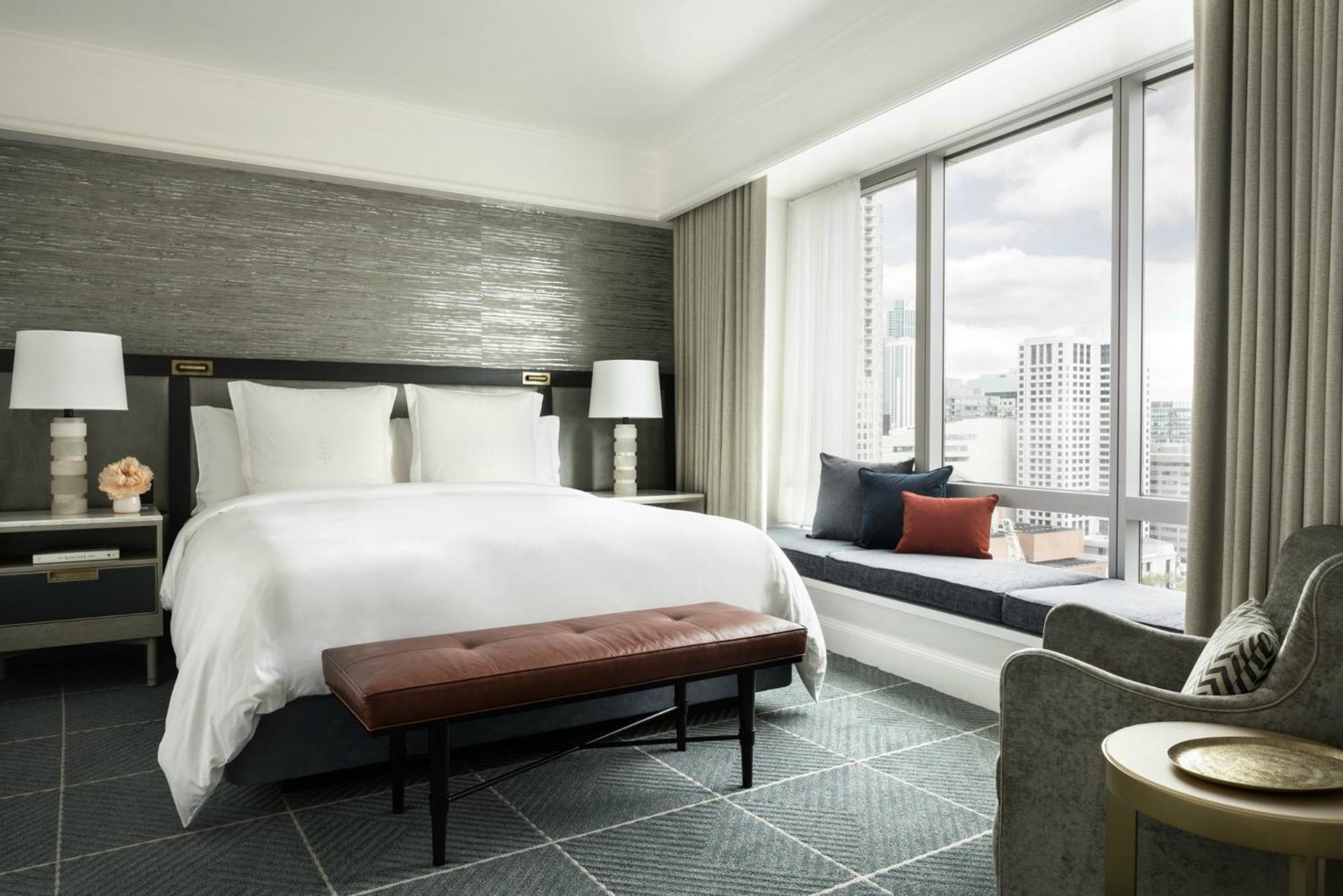 Executive Suite,1234993166:JPEG